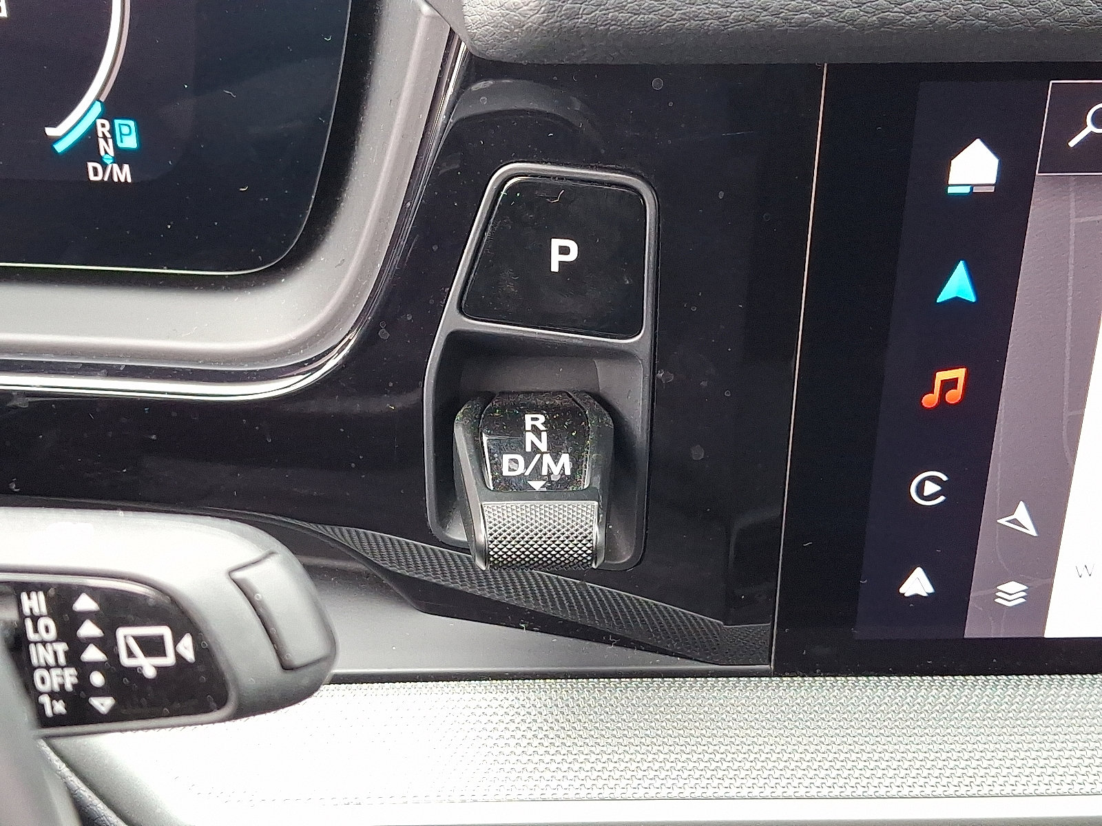 Used 2024 Porsche Cayenne image 15