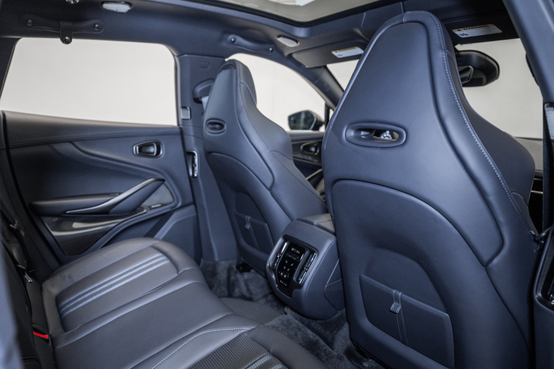 New 2025 Aston Martin DBX 707 AWD/4WD image 18