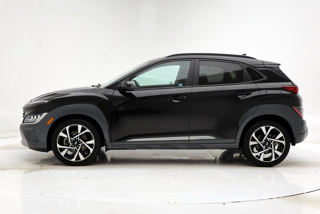 Used 2023 Hyundai Kona Limited AWD/4WD image 6