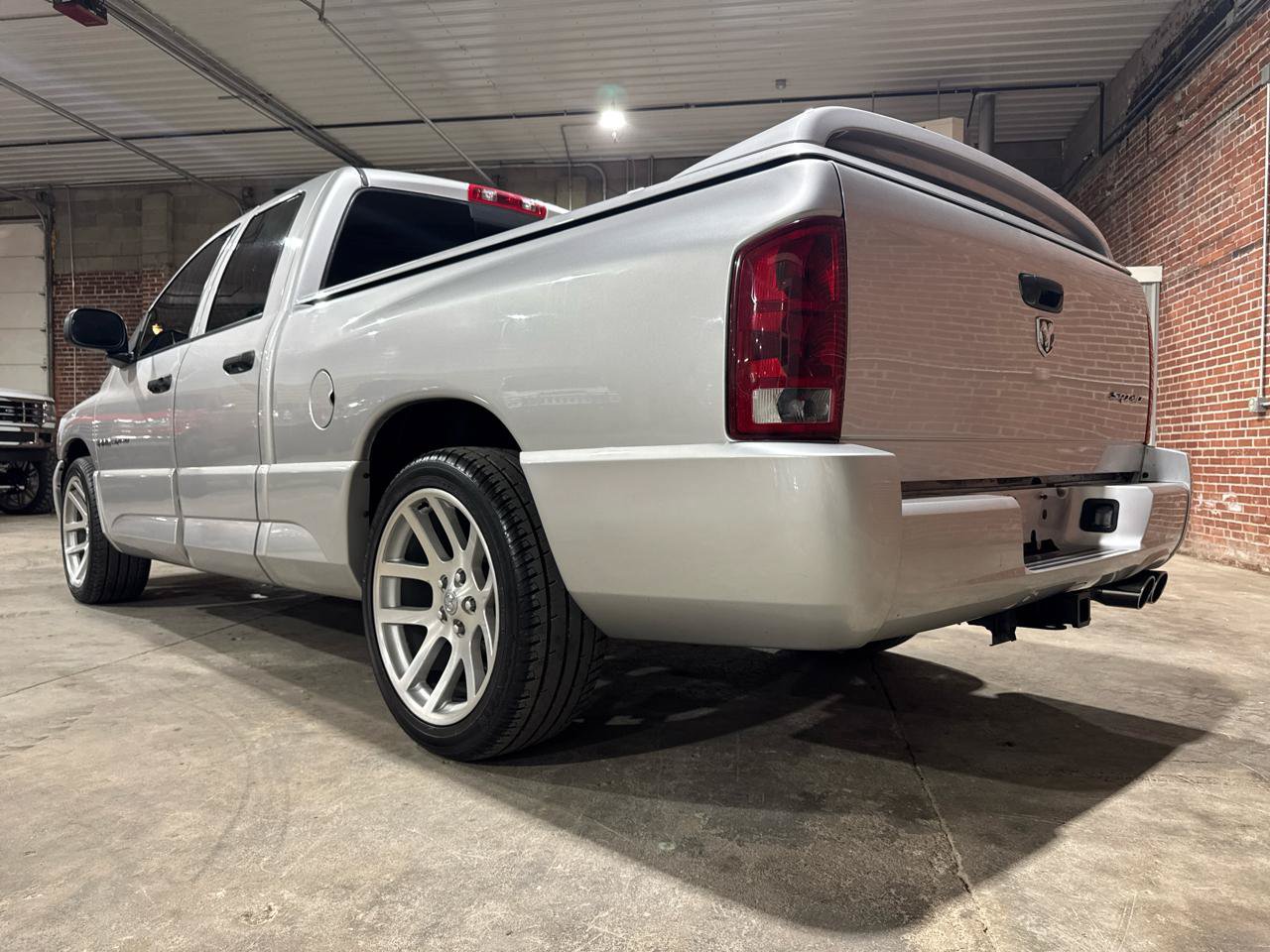 Used 2005 Dodge Ram 1500 Truck 2WD Quad Cab image 24