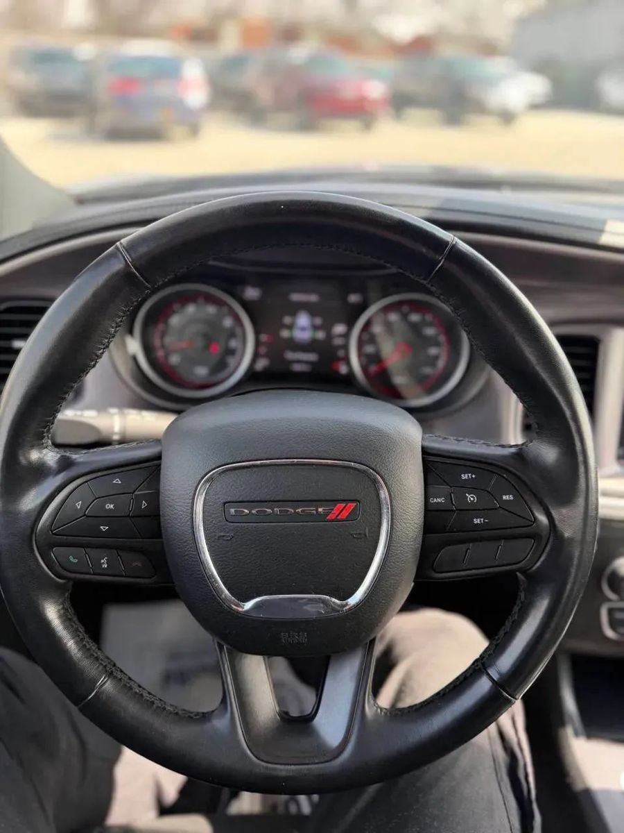 Used 2022 Dodge Charger SXT w/ Plus Group RWD image 13