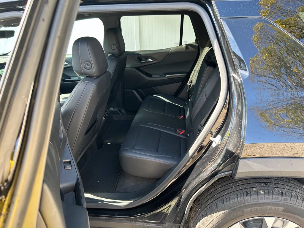 Used 2025 Chevrolet Equinox LT w/ Convenience Package II AWD/4WD image 20