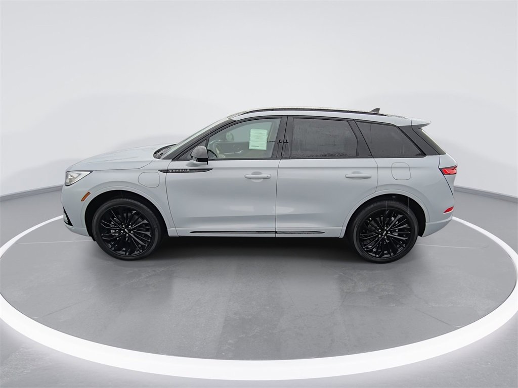 Used 2025 Lincoln Corsair Grand Touring w/ Jet Appearance Package image 5