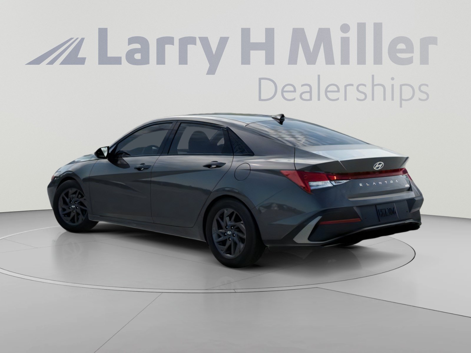 New 2026 Hyundai Elantra Hybrid FWD image 5