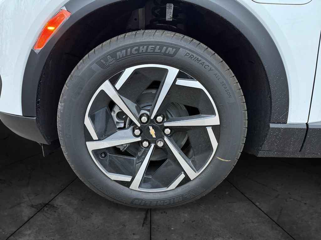 New 2026 Chevrolet Equinox EV LT AWD/4WD image 14