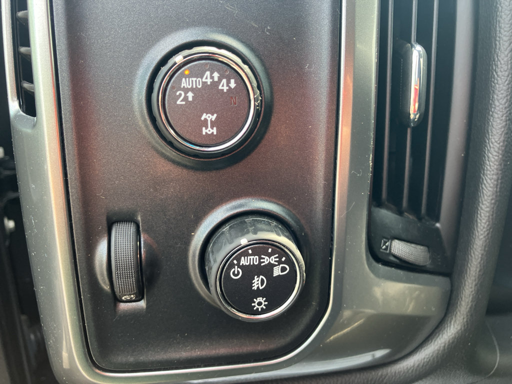 Used 2017 Chevrolet Silverado 1500 LT w/ All Star Edition AWD/4WD image 16