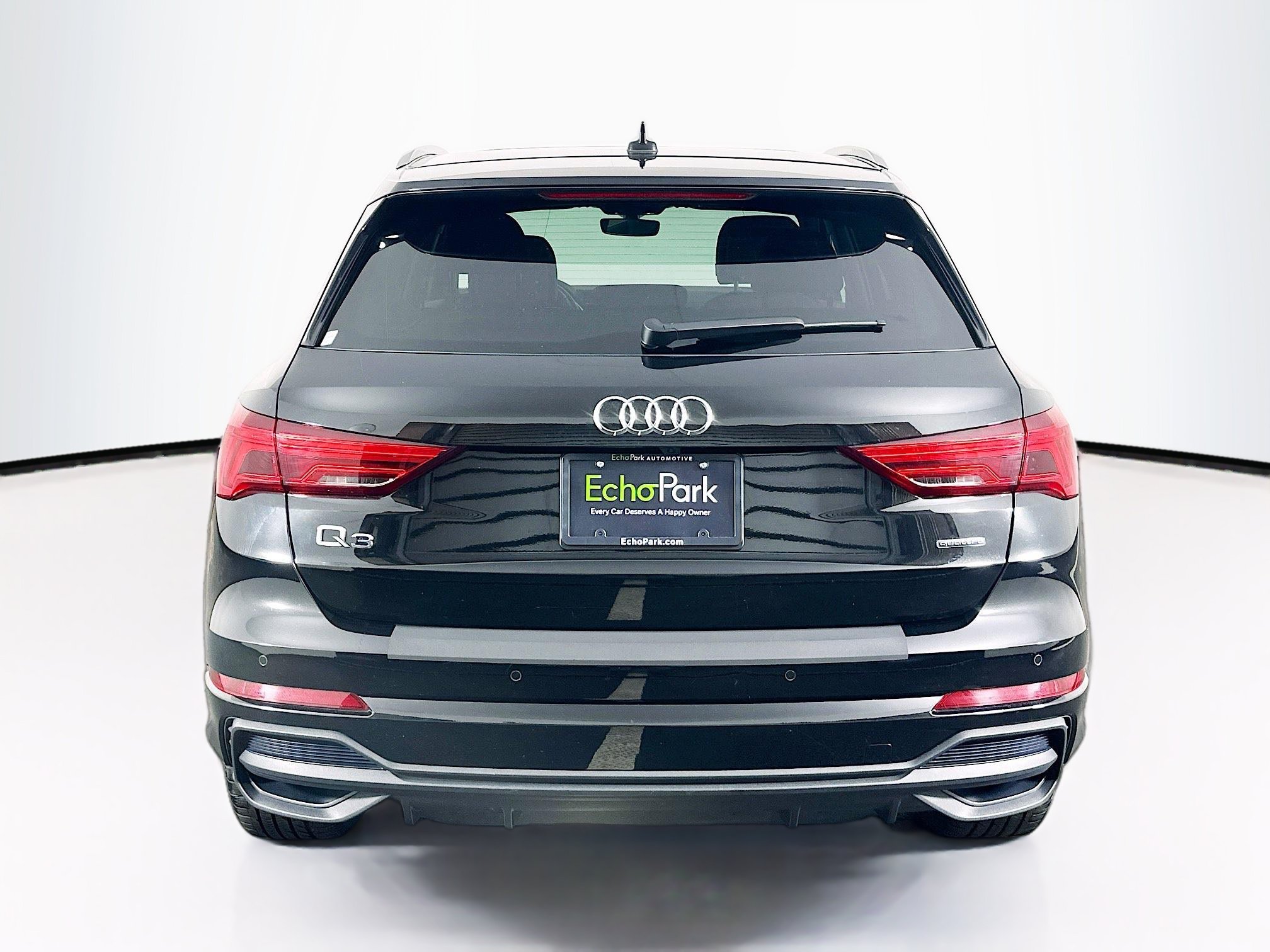 Used 2025 Audi Q3 2.0T Premium AWD/4WD image 7