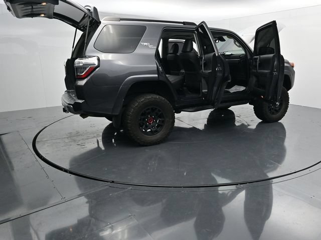 Used 2022 Toyota 4Runner TRD Off-Road Premium w/ Moonroof Package AWD/4WD image 46