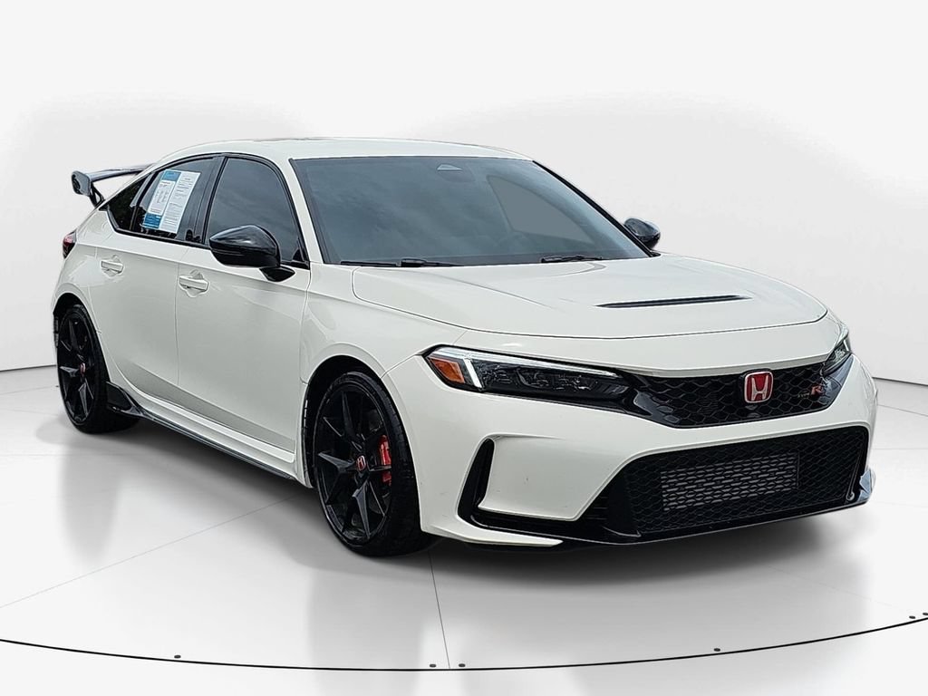 Used 2024 Honda Civic Type R image 3