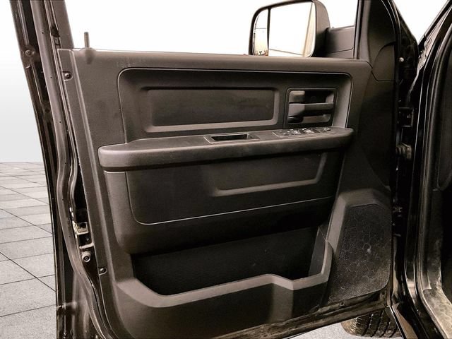 Used 2019 RAM 1500 Express w/ Express Value Package AWD/4WD image 22