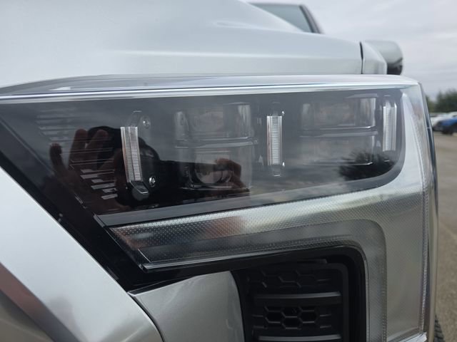 Used 2025 Toyota Tundra Limited image 30