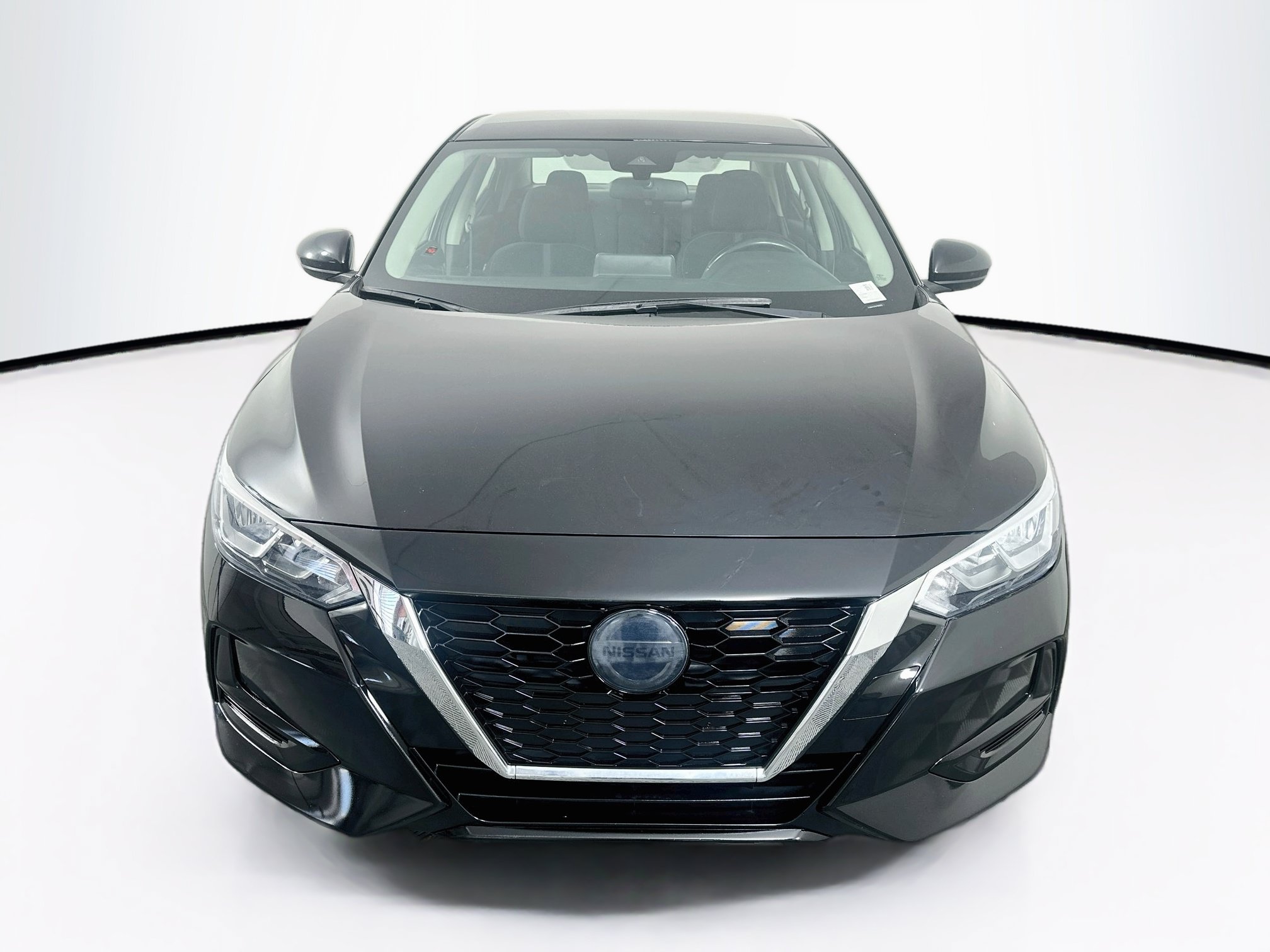 Used 2022 Nissan Sentra SV FWD image 2