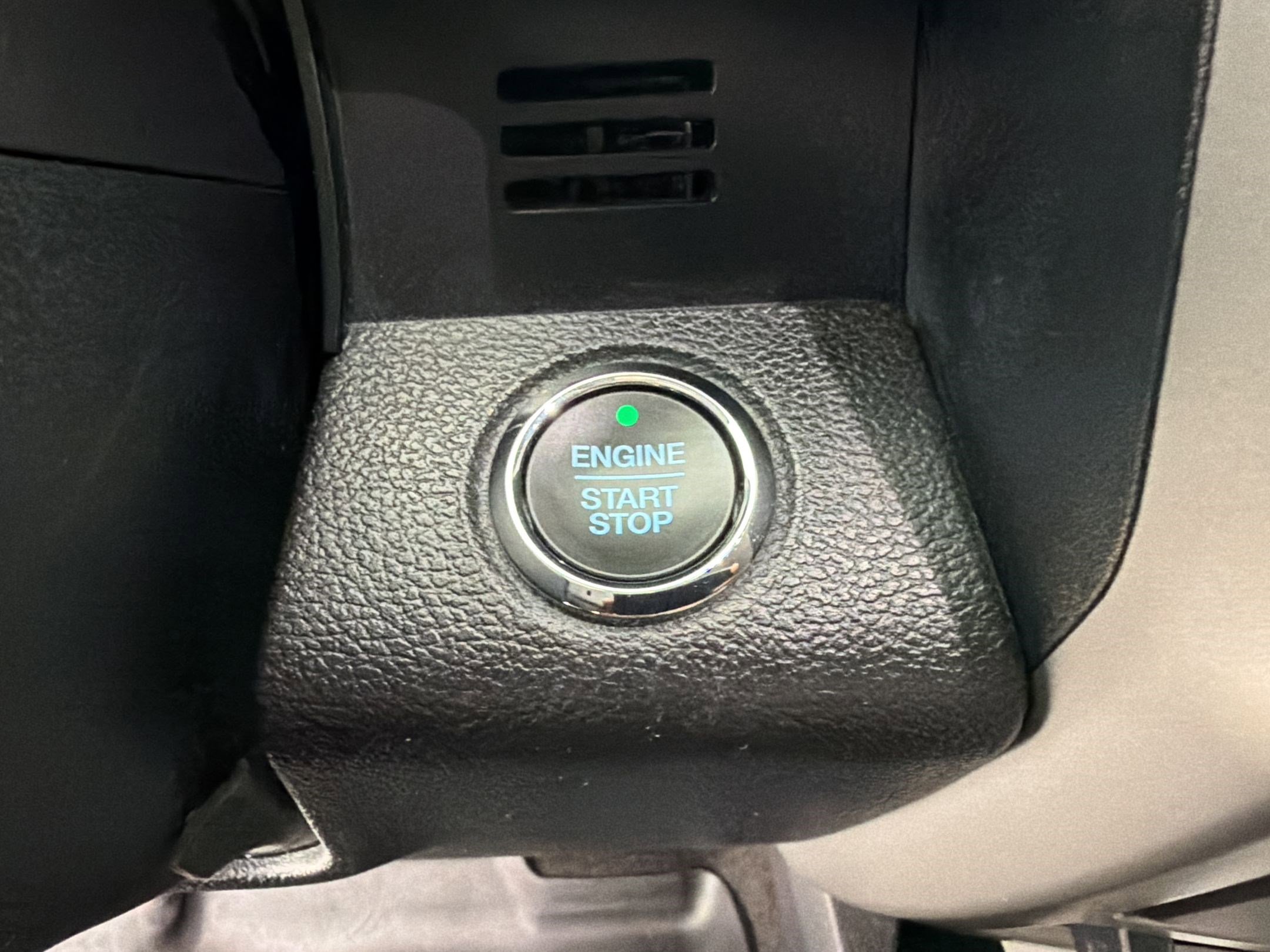 Certified 2020 Ford F150 Lariat w/ Equipment Group 502A Luxury image 26