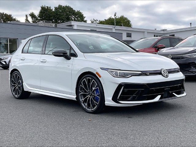 New 2026 Volkswagen Golf w/ Euro Style Package