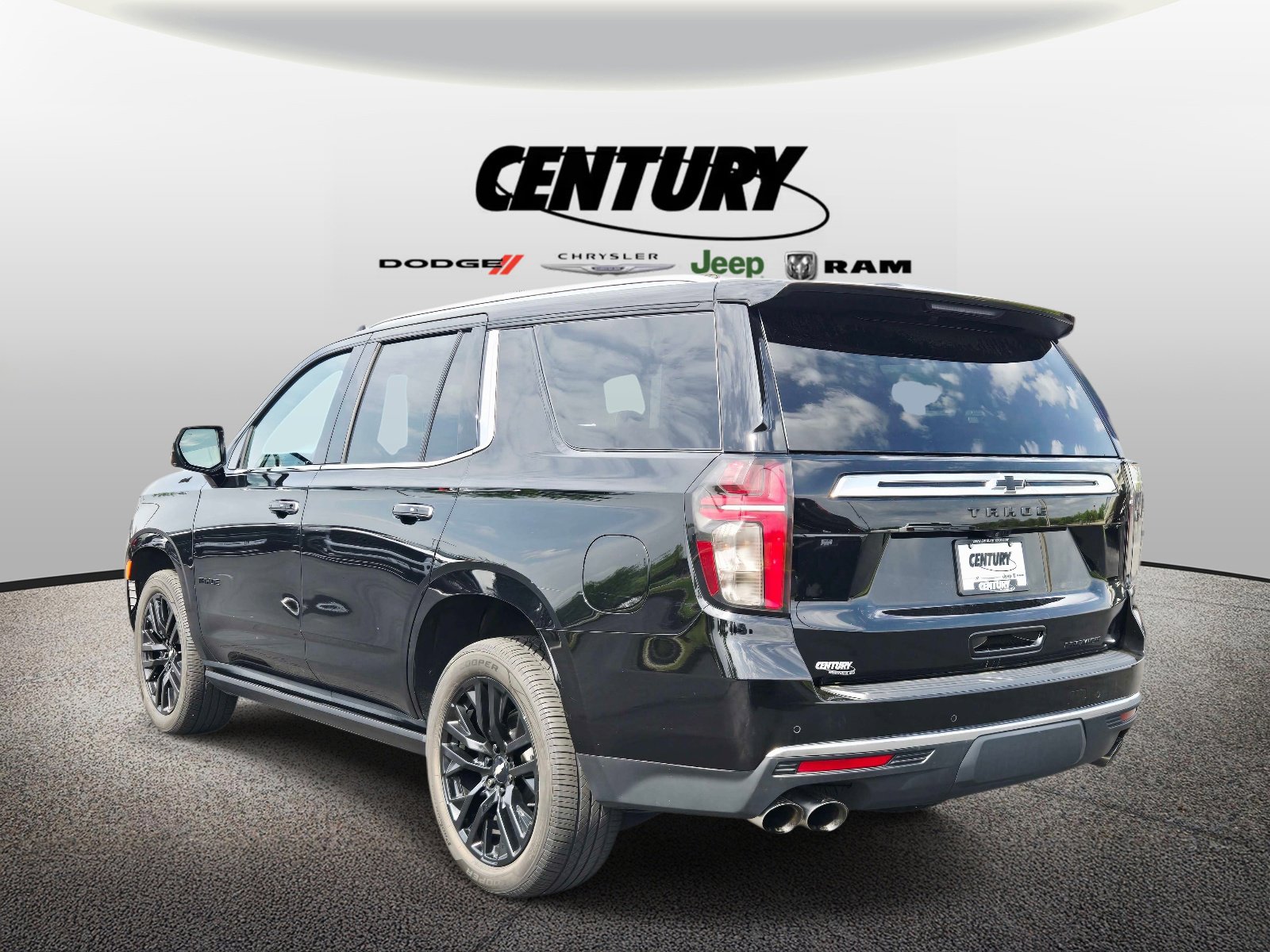 Used 2023 Chevrolet Tahoe Premier w/ Premium Package 2 image 6