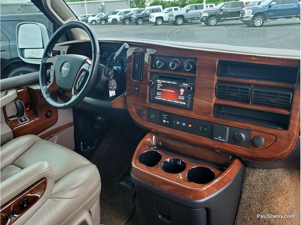 Used 2021 GMC Savana 2500 RWD image 44