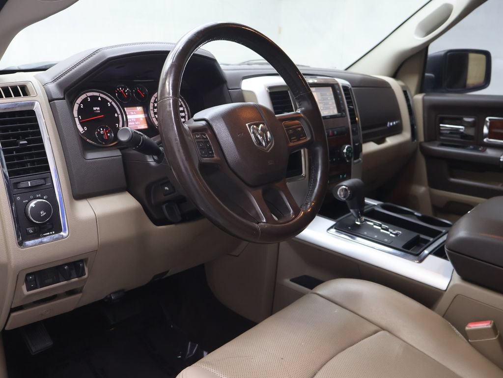 Used 2012 RAM 1500 Laramie RWD image 16