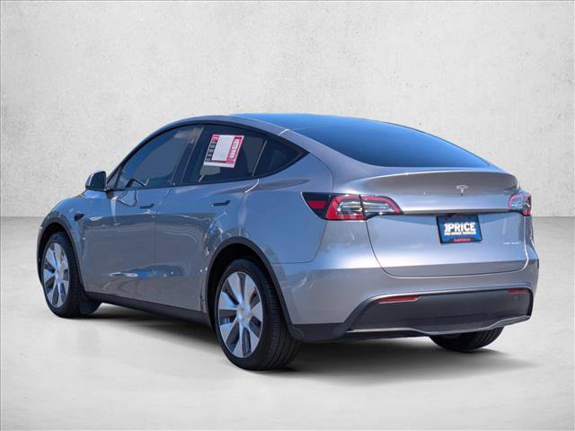 Used 2024 Tesla Model Y Long Range AWD/4WD video 4