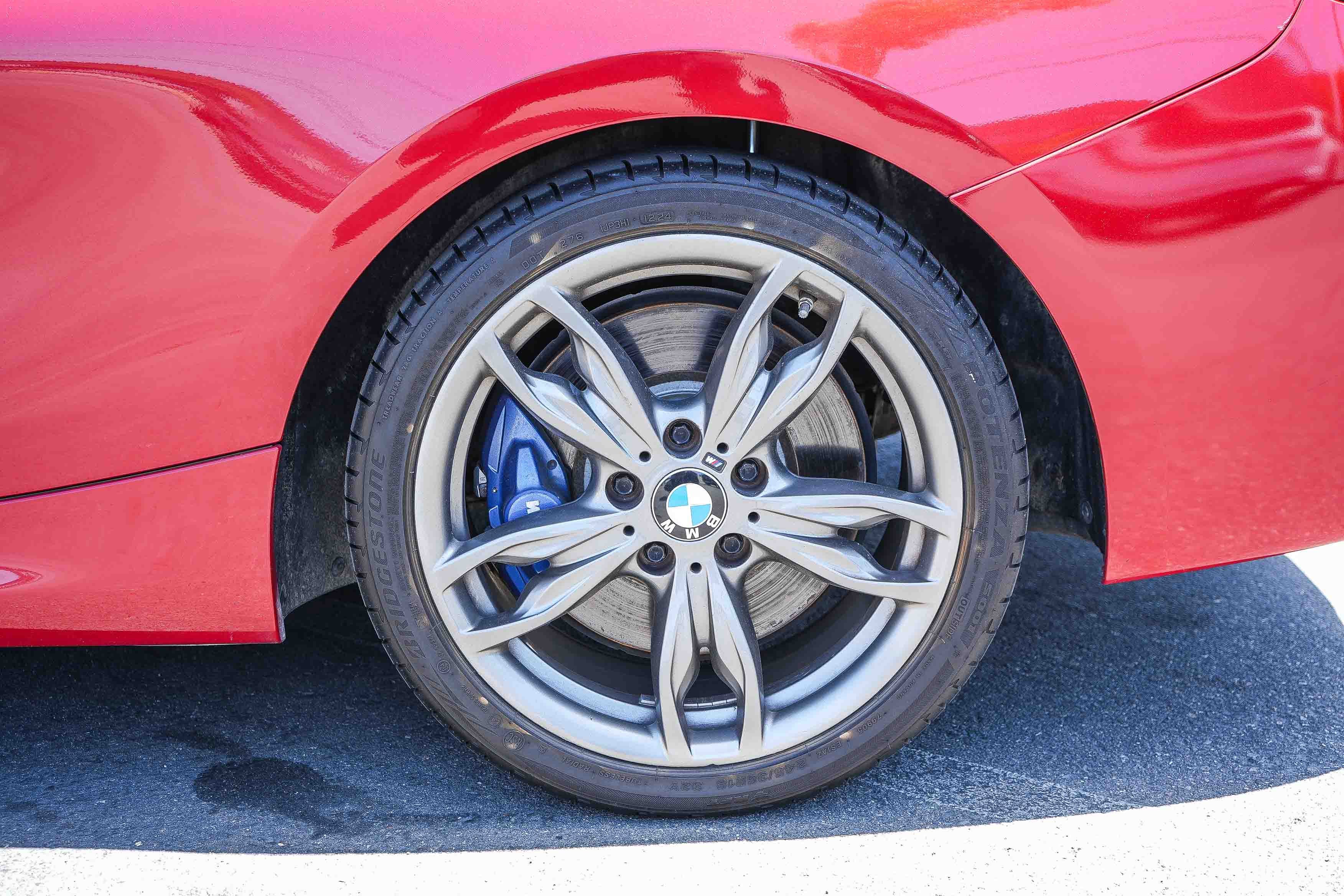 Used 2016 BMW M235i Convertible RWD image 17
