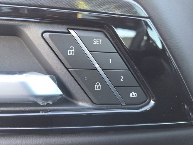 New 2026 GMC Yukon AT4 w/ AT4 Premium Package image 12