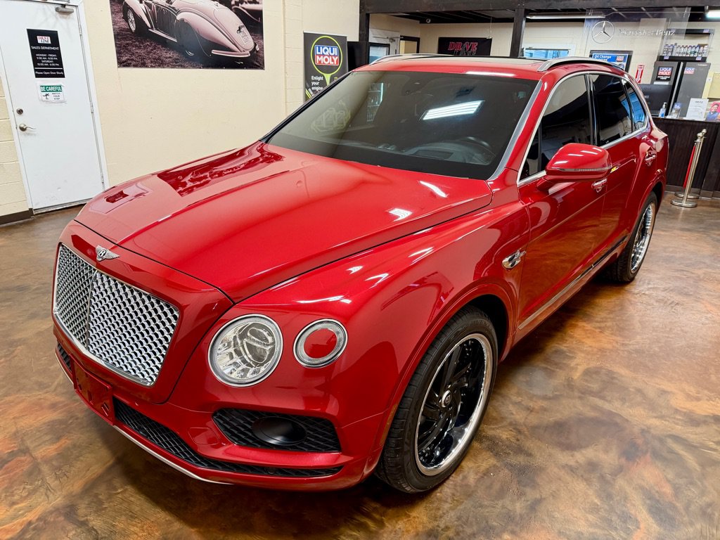 Used 2017 Bentley Bentayga AWD/4WD image 94
