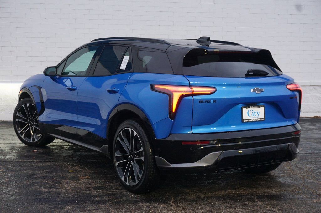 New 2026 Chevrolet Blazer EV SS image 7