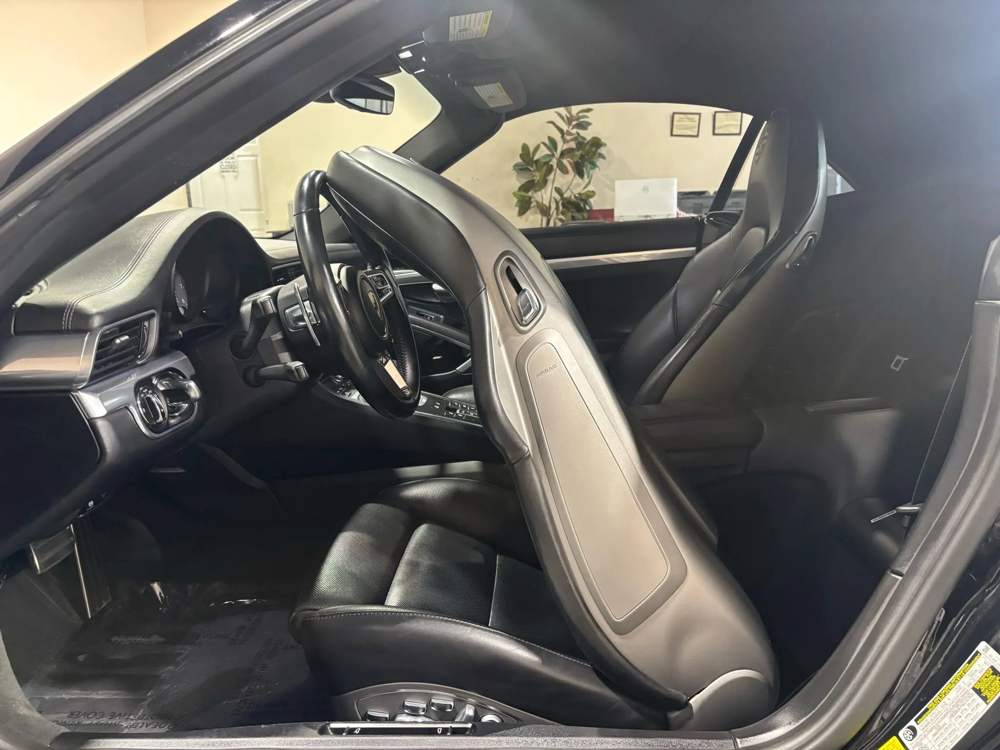 Used 2017 Porsche 911 Carrera S image 14