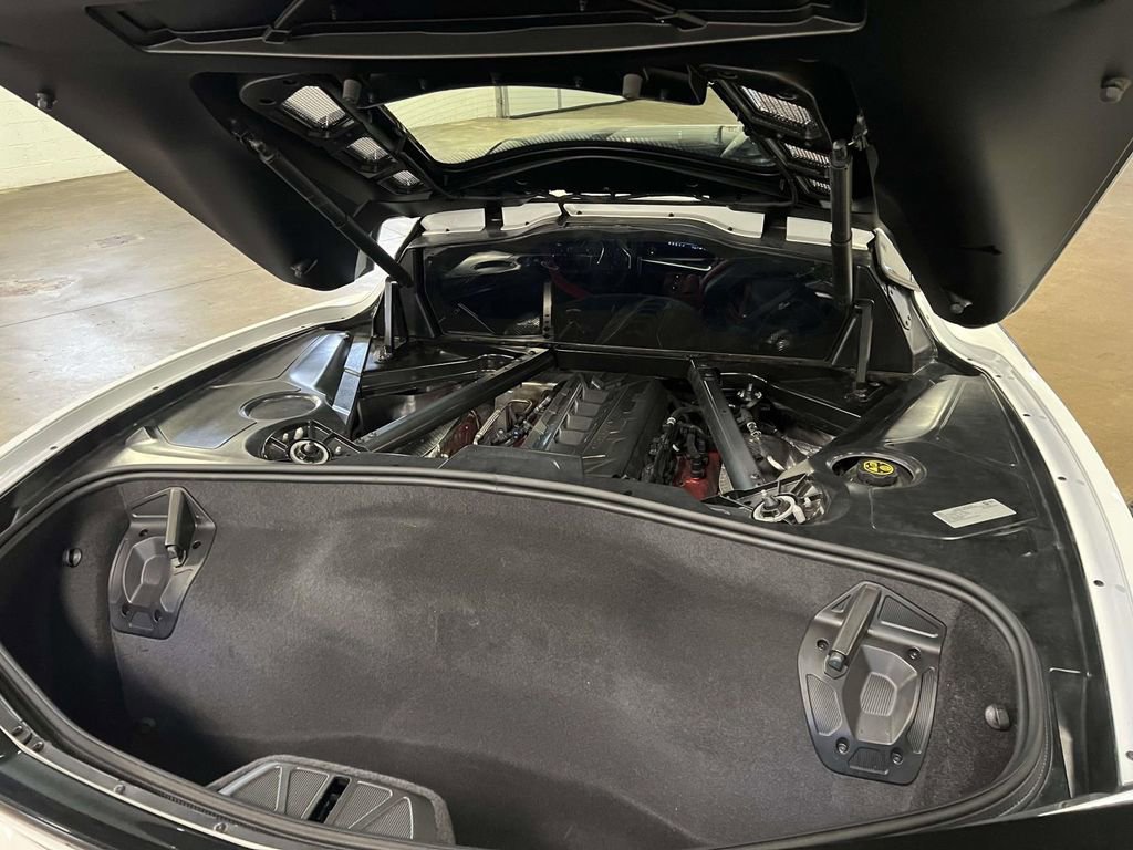 Used 2023 Chevrolet Corvette Stingray Preferred Cpe w/ Z51 Performance Package RWD image 13
