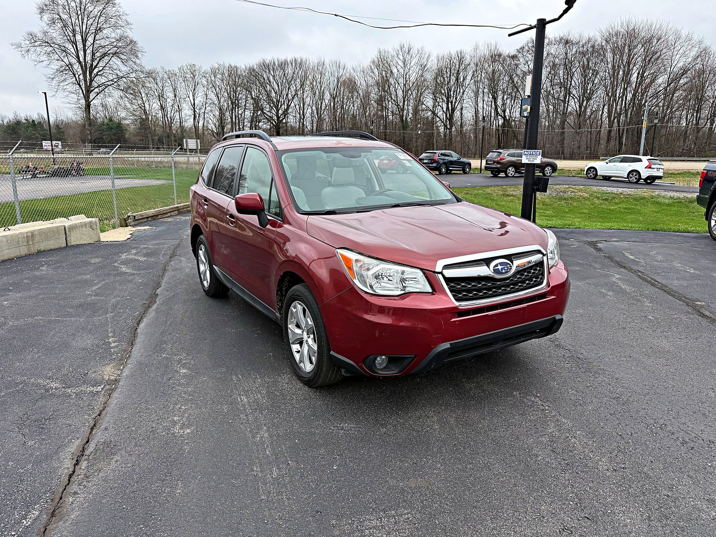 Used 2016 Subaru Forester 2.5i Premium image 3