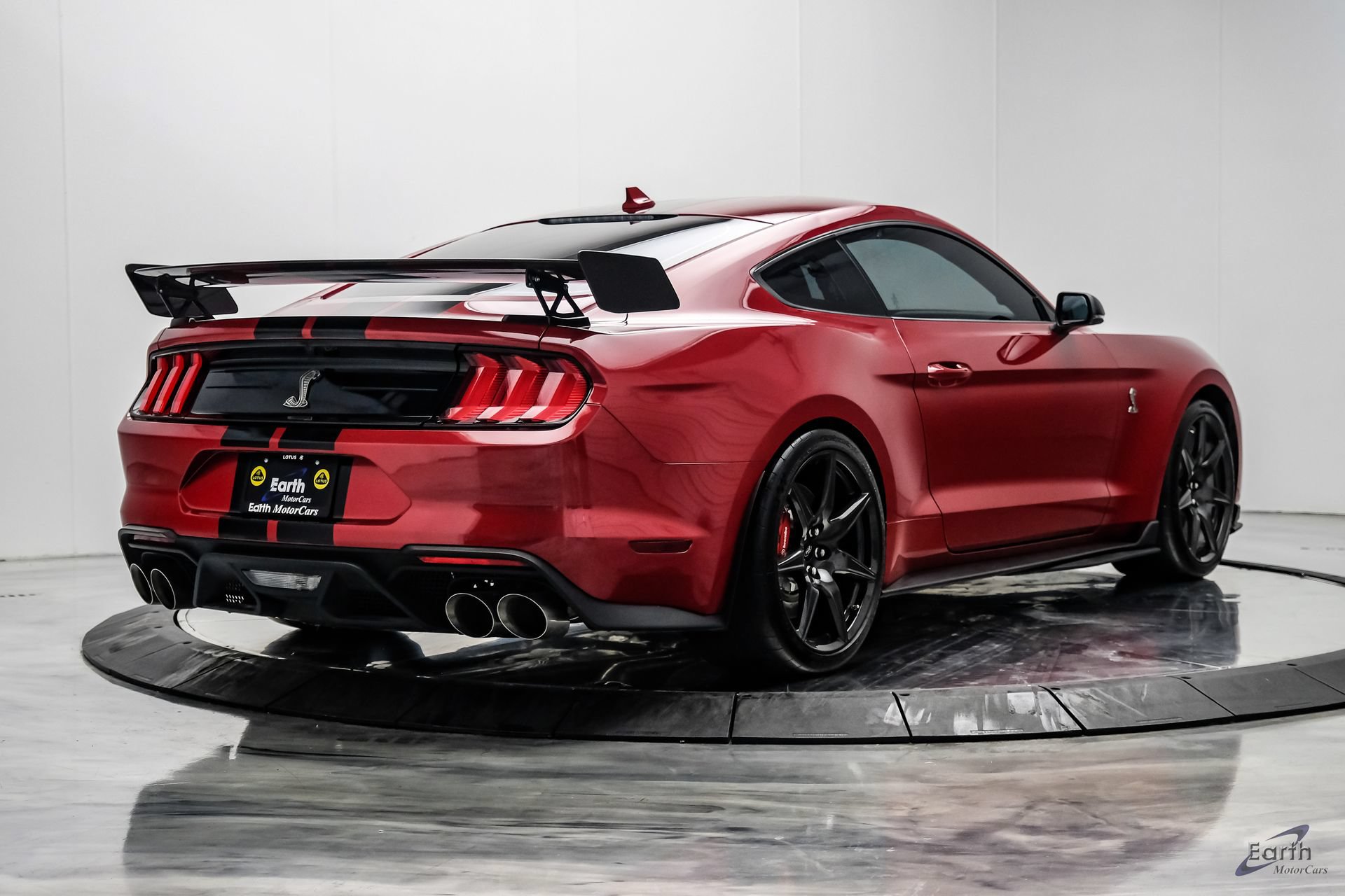 Used 2020 Ford Mustang Shelby GT500 w/ Carbon Fiber Track Pack RWD image 21
