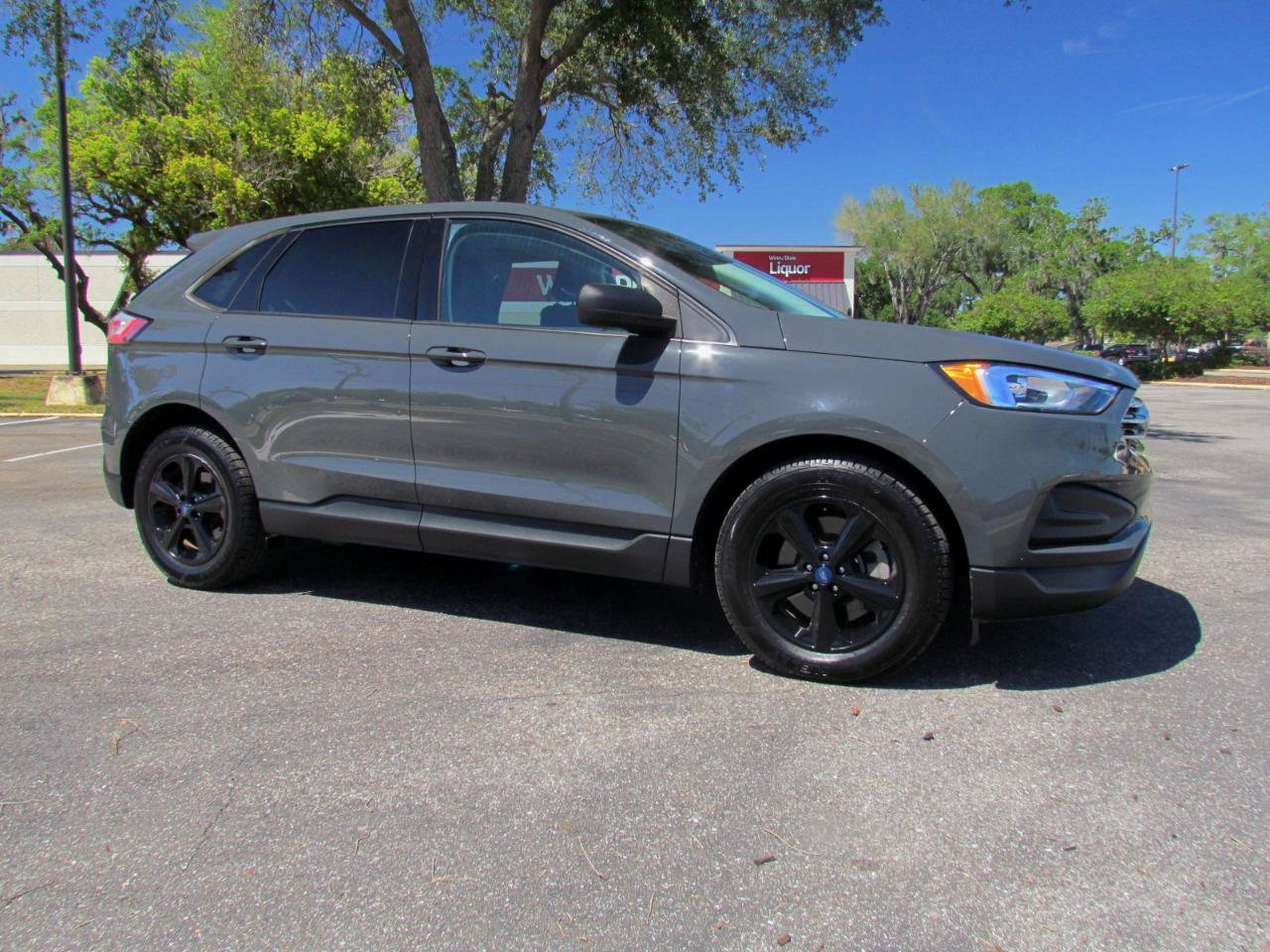 Used 2021 Ford Edge SE FWD image 13