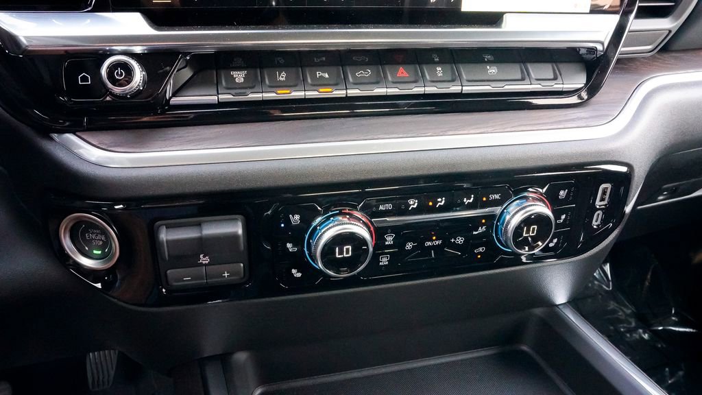 New 2025 GMC Sierra 2500 SLT w/ SLT Premium Package image 31