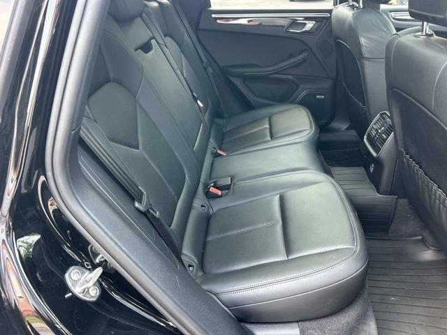 Used 2021 Porsche Macan S AWD/4WD image 24