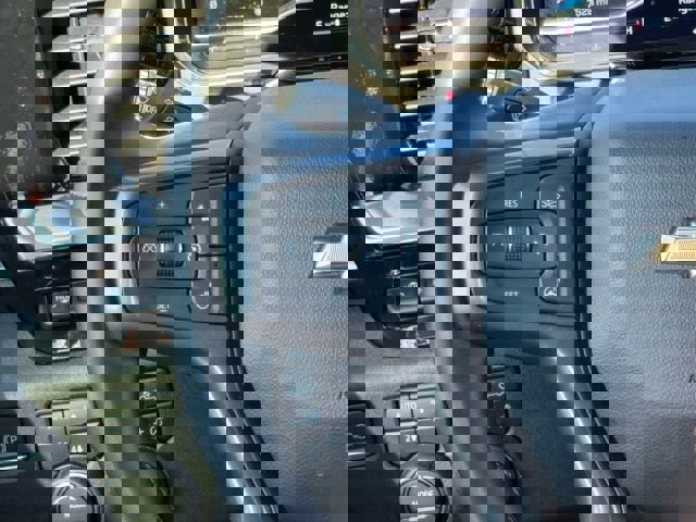 Used 2024 Chevrolet Silverado 2500 High Country w/ Technology Package image 32