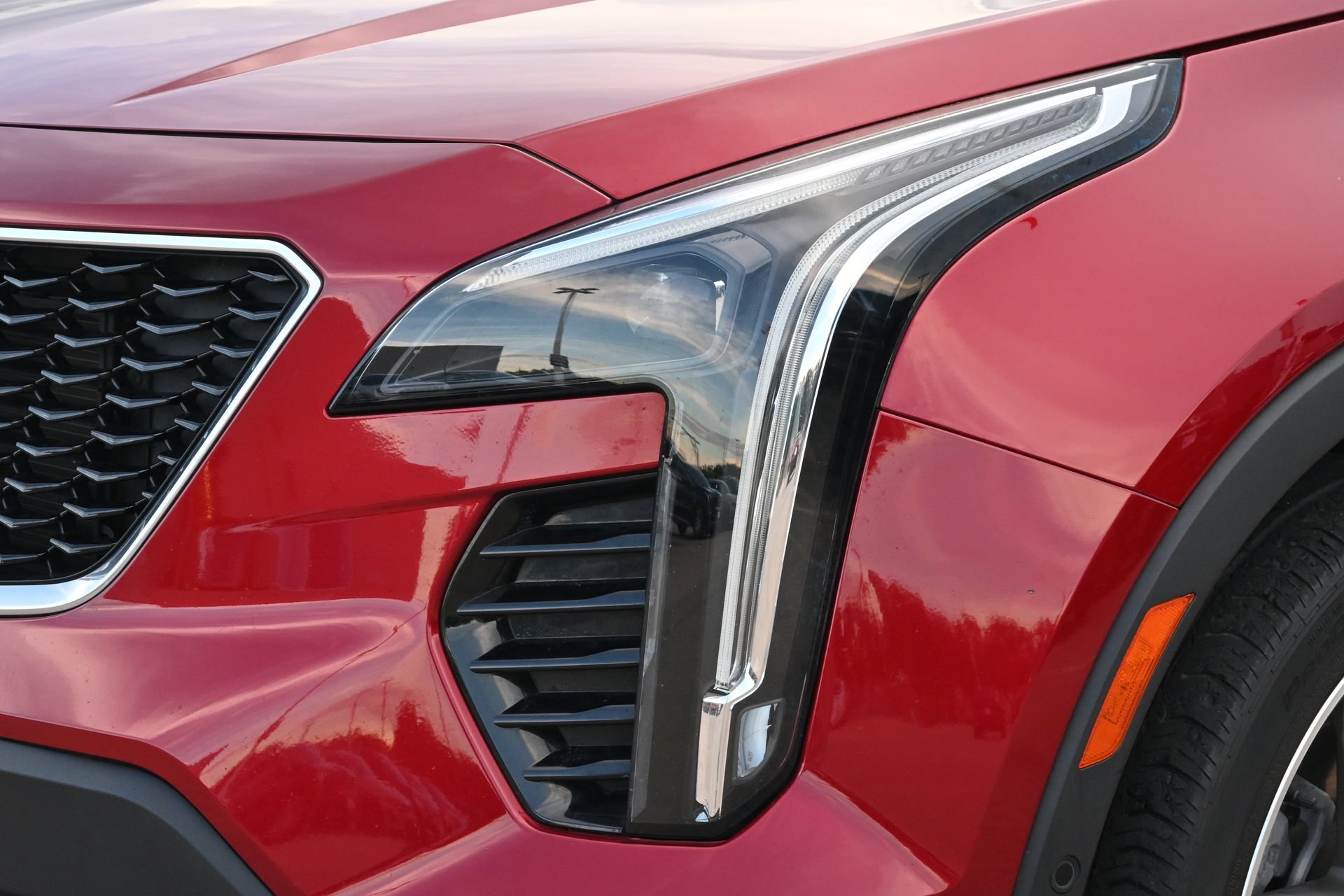 Certified 2023 Cadillac XT4 Sport w/ Enhanced Visibility Package FWD image 27