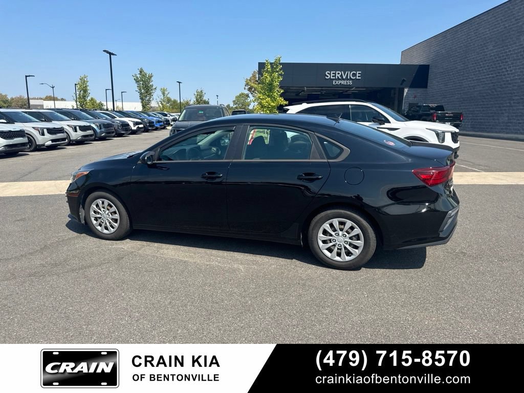Certified 2021 Kia Forte Sedan FWD image 4
