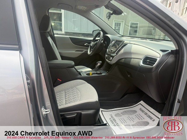 Used 2024 Chevrolet Equinox LS AWD/4WD image 12