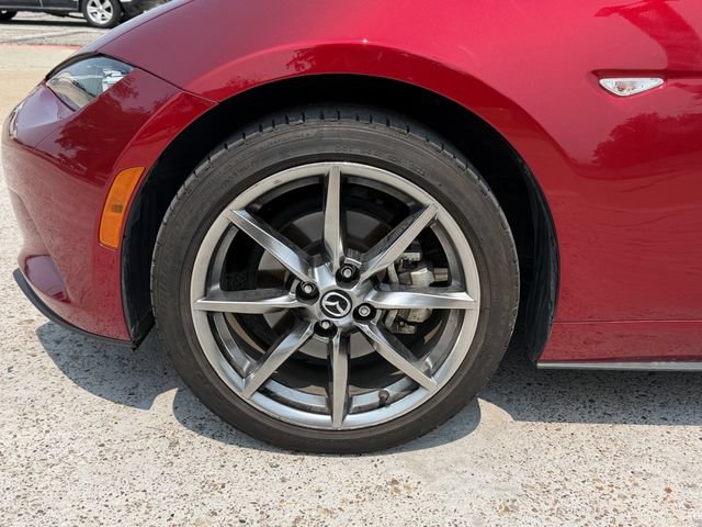 Used 2022 MAZDA MX-5 Miata RF Grand Touring w/ Weather Package RWD image 9