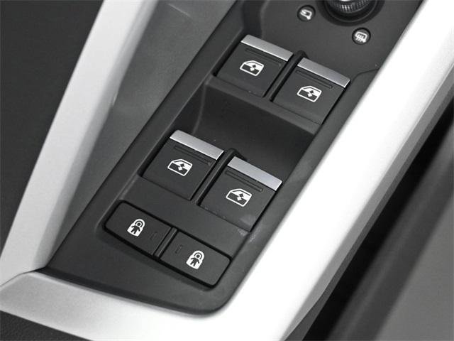 Certified 2025 Audi Q3 2.0T Premium Plus w/ Premium Plus Package image 14