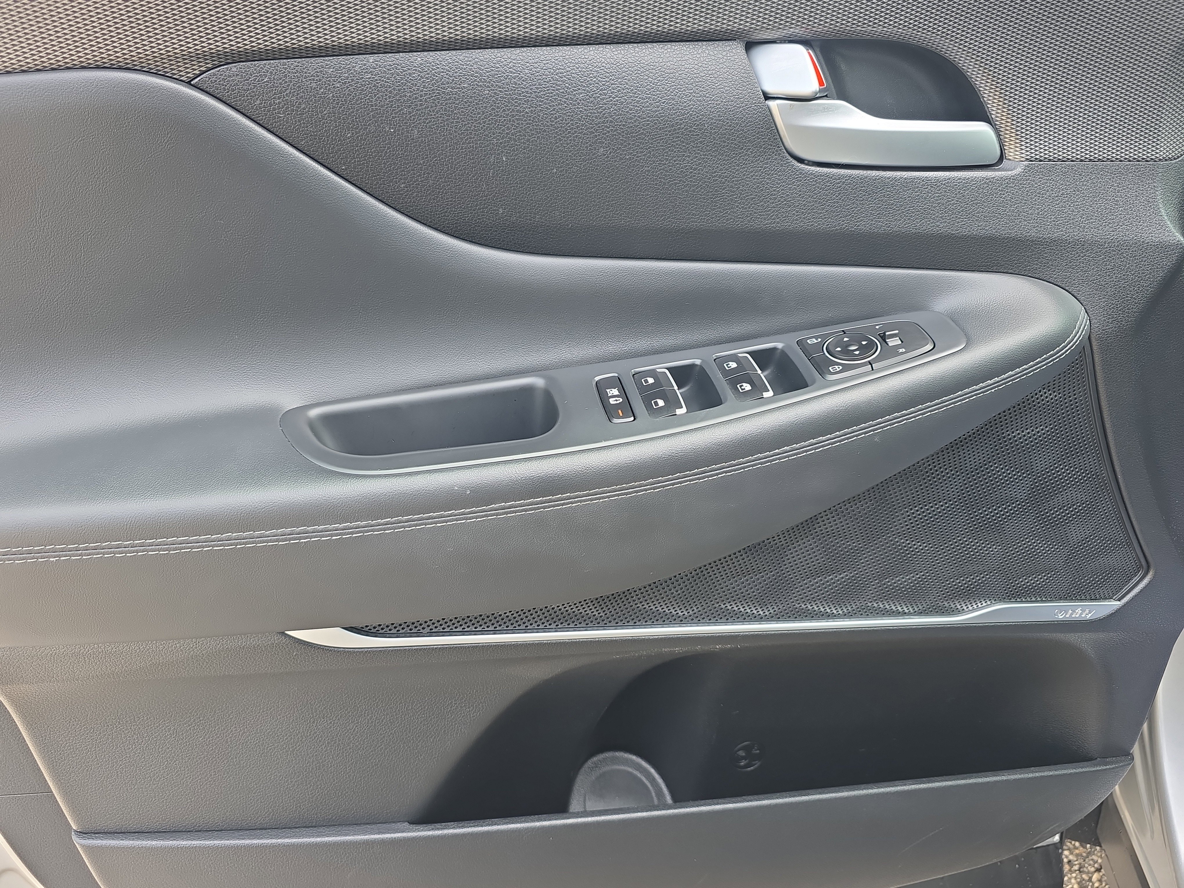 Used 2020 Hyundai Santa Fe SEL AWD/4WD image 22