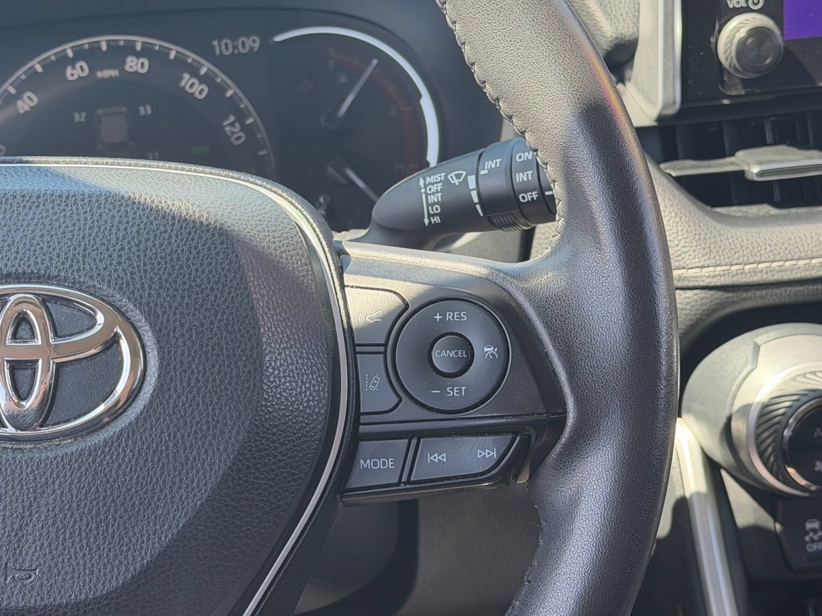 Certified 2023 Toyota RAV4 XLE Premium FWD image 19