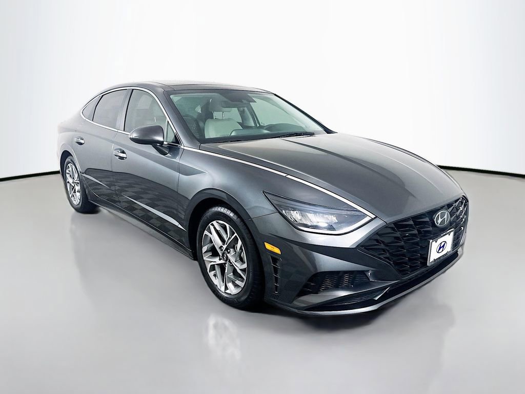 Certified 2023 Hyundai Sonata SEL w/ Convenience Package image 3
