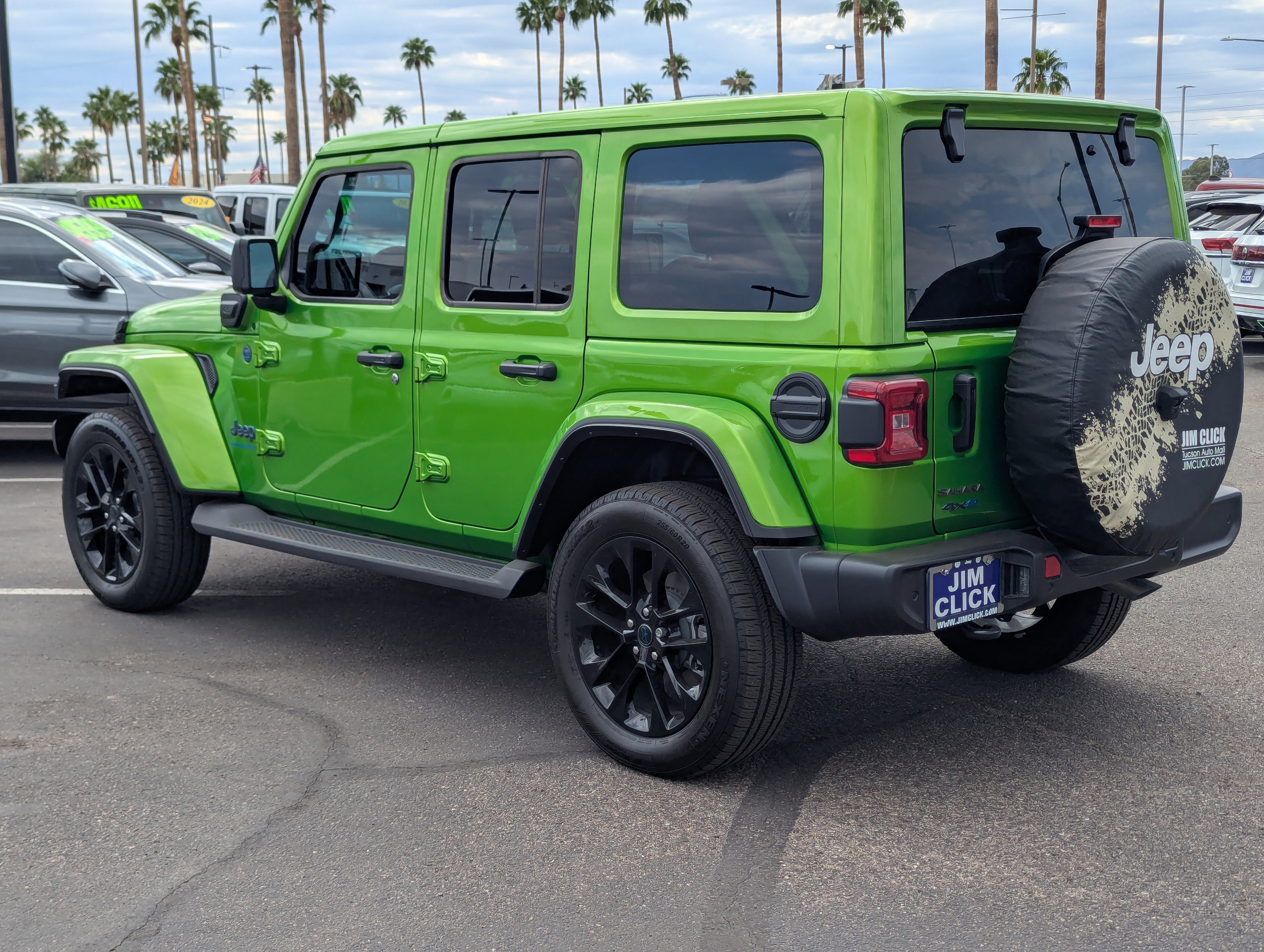 New 2025 Jeep Wrangler Sahara image 4