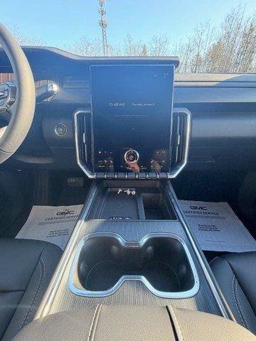 New 2026 GMC Acadia Elevation w/ Elevation Premium Package AWD/4WD image 47