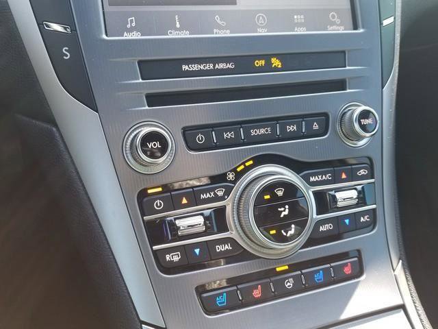 Used 2019 Lincoln MKZ Reserve image 21