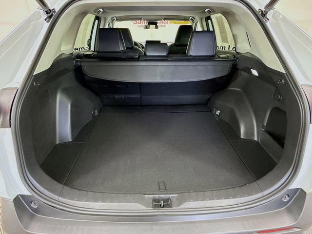 Used 2023 Toyota RAV4 XLE Premium image 26