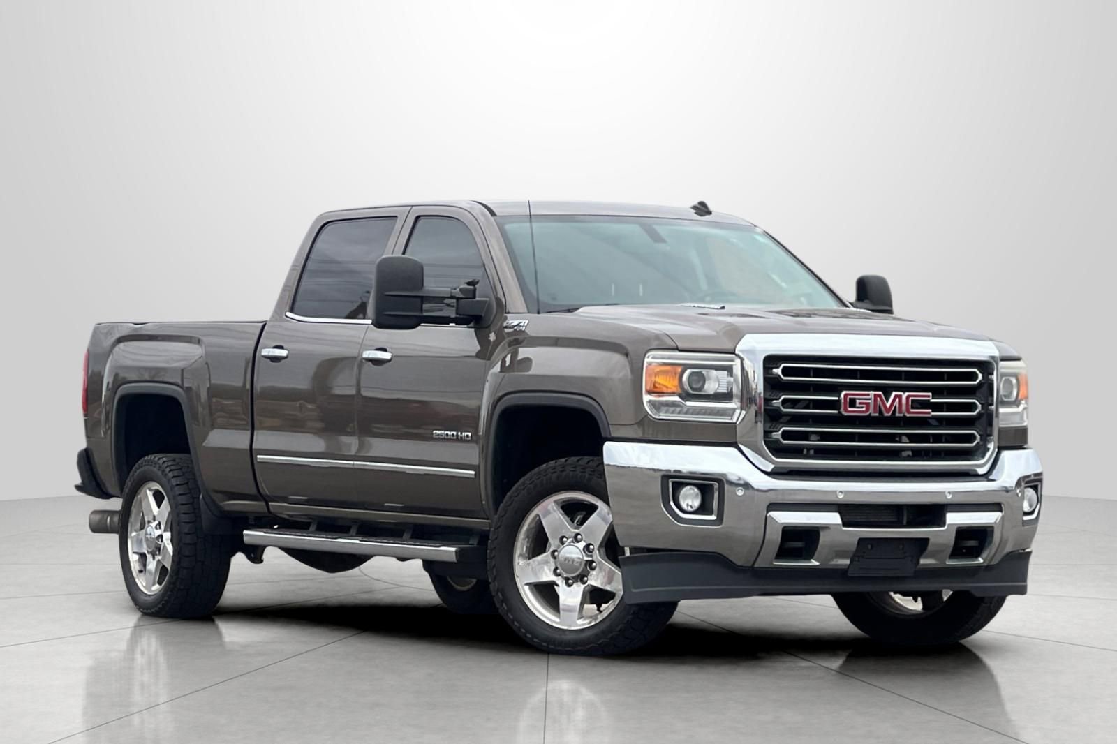 Used 2015 GMC Sierra 2500 SLT w/ Duramax Plus Package image 2