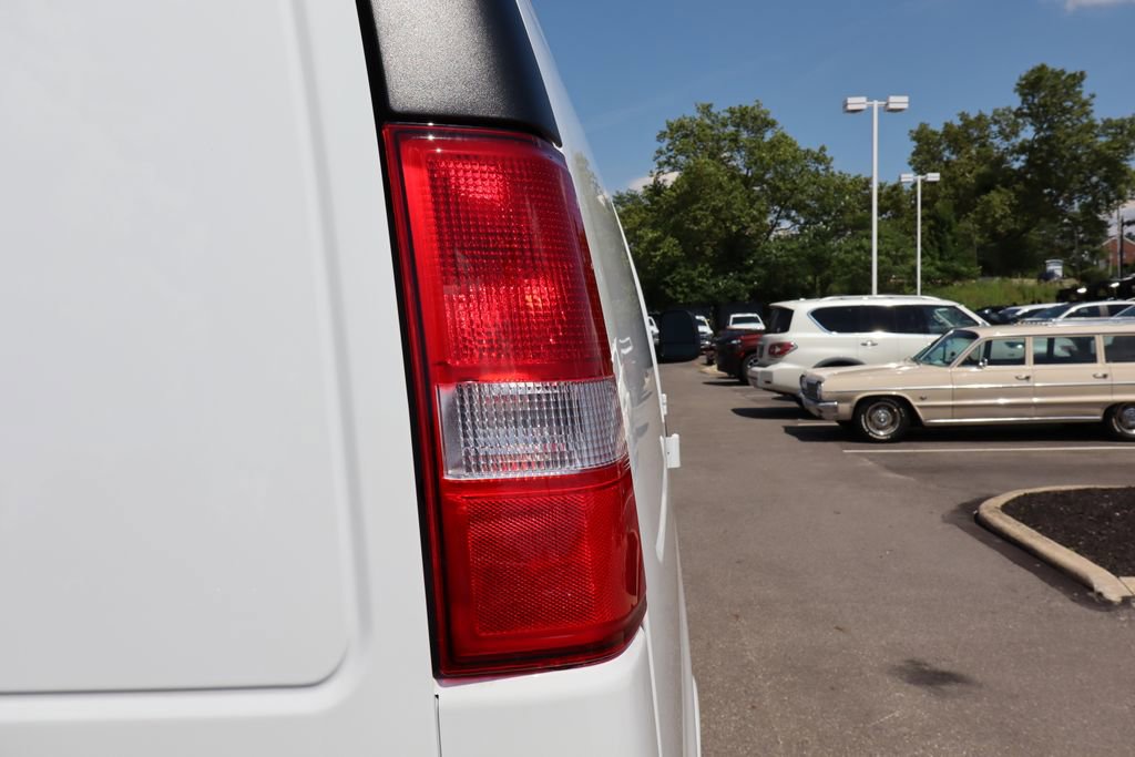 New 2025 Chevrolet Express 2500 w/ Driver Convenience Package image 26