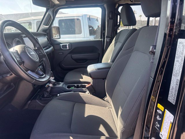 Used 2022 Jeep Gladiator Sport AWD/4WD image 10