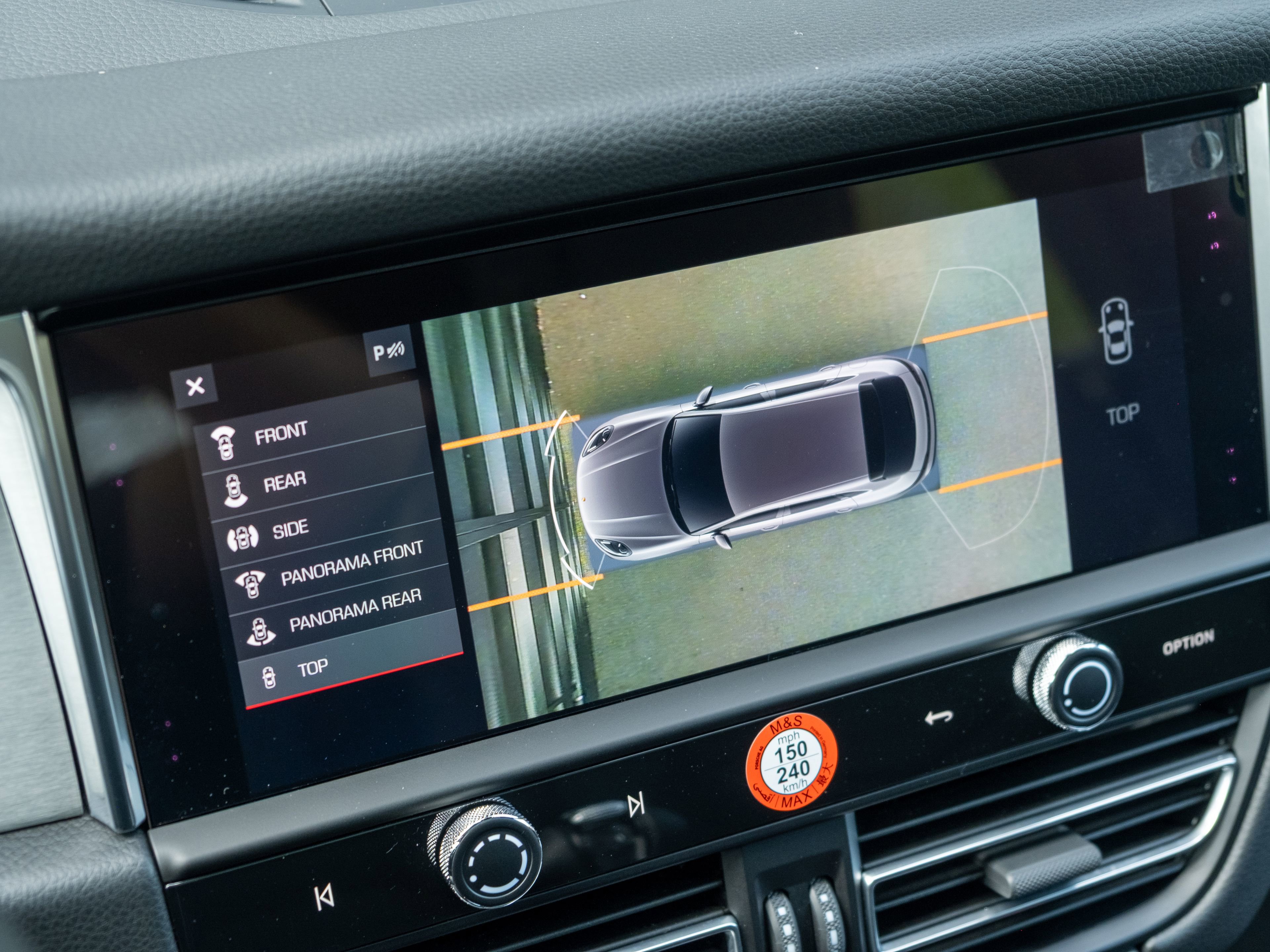 Certified 2026 Porsche Macan AWD/4WD image 35